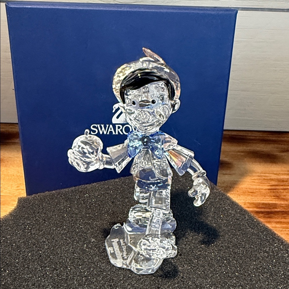 Swarovski Disney Pinocchio - Picture 2 of 13
